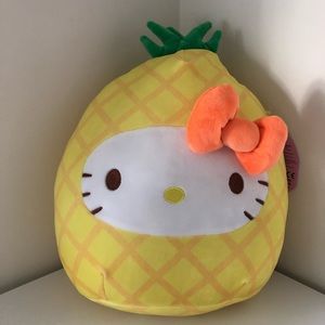 12 inch Pineapple Hello Kitty Squishmallow🍍